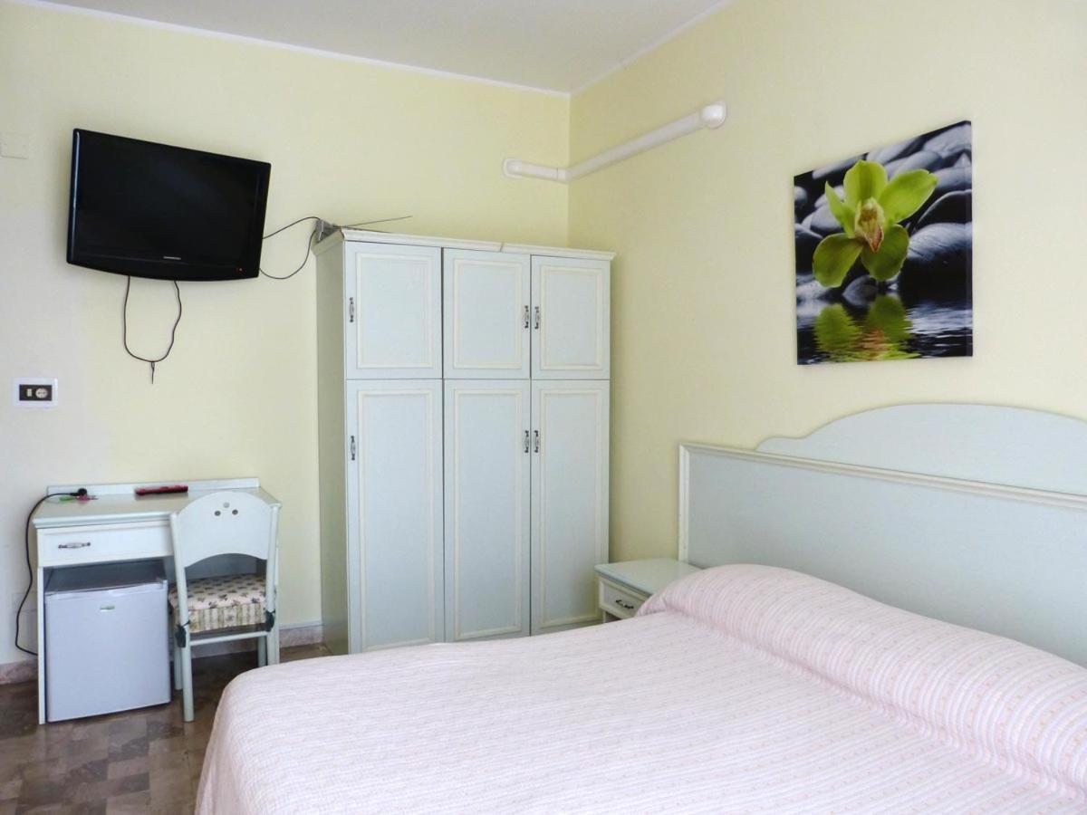 Bed and Breakfast Le Mimose à Pescara Extérieur photo
